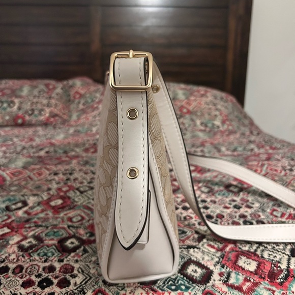Brand New Coach Purse - Picture 2 of 5